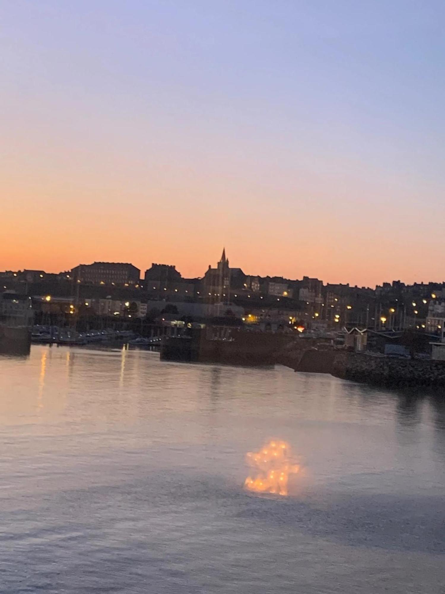 Appartement Moderne A Granville 55 M² Vue Sur Mer Exteriér fotografie